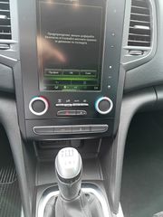 Renault Megane 2017-thumb-30