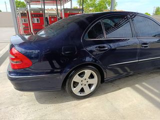 Mercedes-Benz E 200 2003 AVANTGARDE KOMPRESSOR-thumb-1
