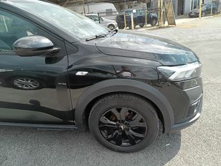Dacia Jogger 2022 TCe EXTREME 110HP-thumb-9