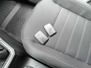 Dacia Jogger 2022 TCe EXTREME 110HP-thumb-23