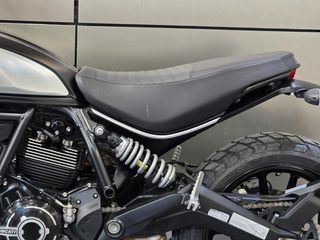 Ducati Scrambler 2020 ICON DARK-thumb-6
