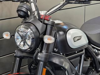 Ducati Scrambler 2020 ICON DARK-thumb-9