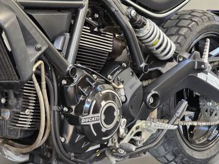 Ducati Scrambler 2020 ICON DARK-thumb-10