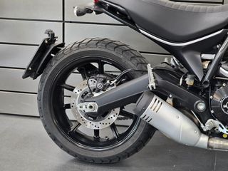 Ducati Scrambler 2020 ICON DARK-thumb-13