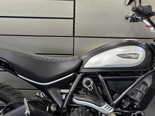 Ducati Scrambler 2020 ICON DARK-thumb-17