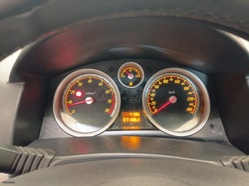 Opel Astra 2007 GTC 1.4