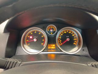 Opel Astra 2007 GTC 1.4