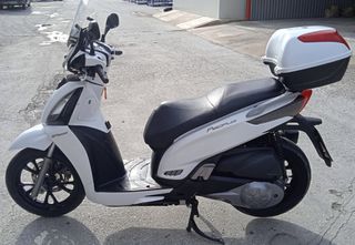 Kymco People GTi 2011-thumb-4