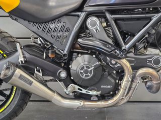 Ducati Scrambler 2017 Full Throttle-thumb-6