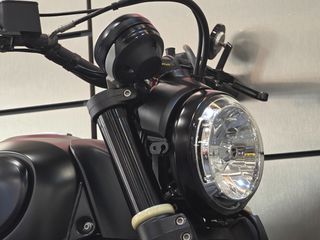Ducati Scrambler 2017 Full Throttle-thumb-16