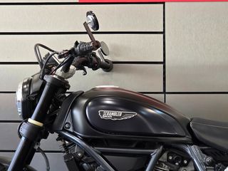 Ducati Scrambler 2017 Full Throttle-thumb-23