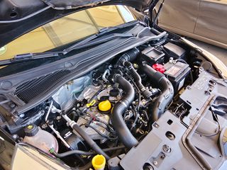 Renault Clio 2016 0.9 Energy Experience-thumb-20
