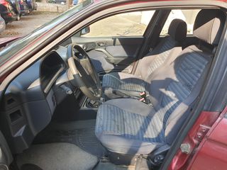 Alfa Romeo Alfa 146 2000-thumb-10