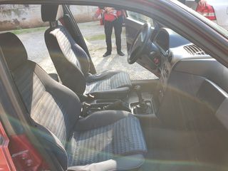 Alfa Romeo Alfa 146 2000-thumb-14