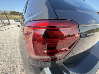 Volkswagen Polo 2021-thumb-28