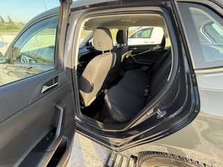 Volkswagen Polo 2021-thumb-31