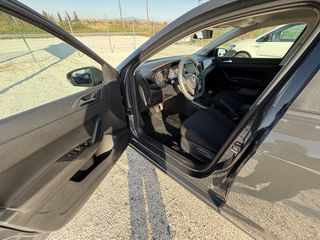 Volkswagen Polo 2021-thumb-33