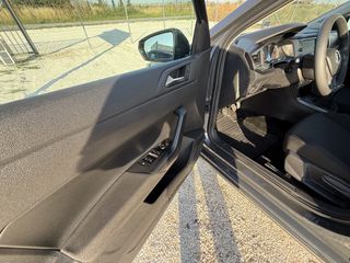 Volkswagen Polo 2021-thumb-34