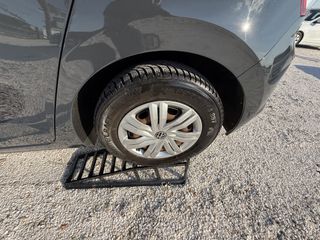 Volkswagen Polo 2021-thumb-14