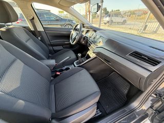 Volkswagen Polo 2021-thumb-19