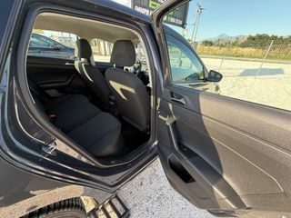 Volkswagen Polo 2021-thumb-22