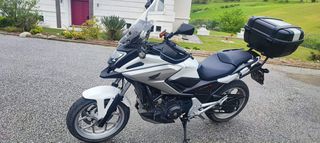 Honda NC 750X 2016 MANUAL-thumb-2