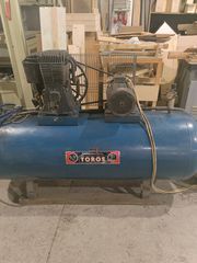 Βιομηχανικό Κομπρεσέρ Αέρα 500L 7.5HP Τριφασικό