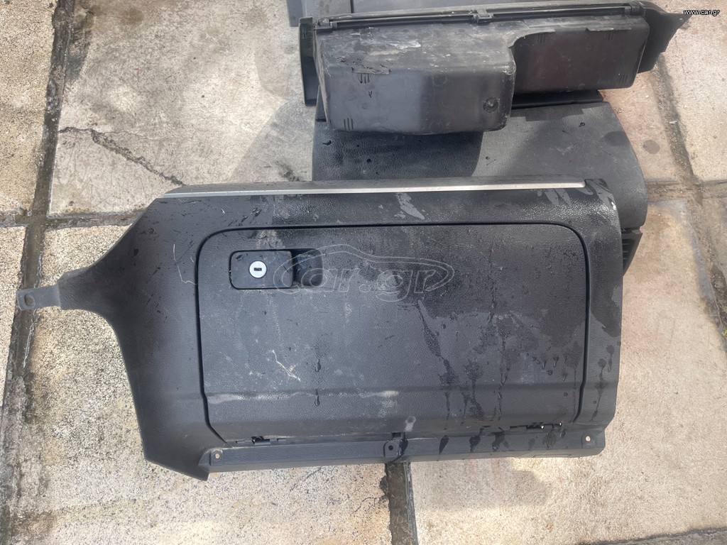 ΝΤΟΥΛΑΠΑΚΙ-VW GOLF 6 2008-2014