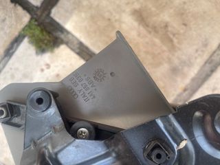 ΝΤΟΥΛΑΠΑΚΙ-AUDI 100-thumb-1