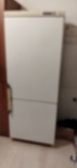 Πωλείτε ψυγείο Πίτσος διπορτο  με τρία συρτάρια κατάχρησης  no ftost