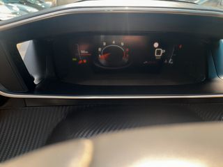 Peugeot 2008 2021 PureTech 130 S&S EAT8 Allure Plu 1.2-thumb-11