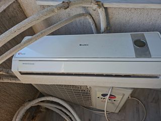 A/C.  12000BTU GREE-thumb-2