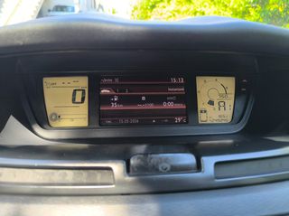 Citroen C4 Picasso 2011 1.6E-HDI AUTO-F1 NAVI DIESEL-thumb-9