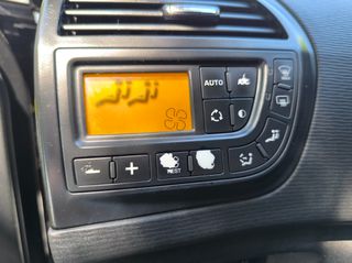 Citroen C4 Picasso 2011 1.6E-HDI AUTO-F1 NAVI DIESEL-thumb-13