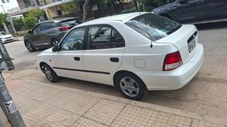 Hyundai Accent 2001