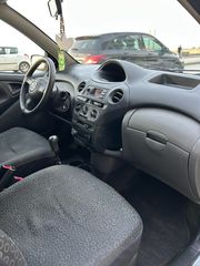 Toyota Yaris 2004