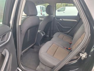 Audi Q3 2011-thumb-11