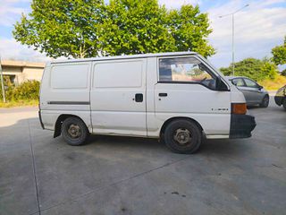 Mitsubishi L300 1998-thumb-1