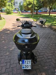 Piaggio Beverly 350 2018-thumb-8