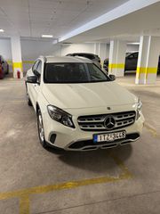 Mercedes-Benz GLA 180 2017