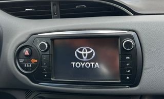 Toyota yaris reserva-thumb-1