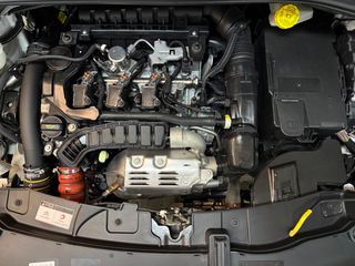 Citroen C3 2023 1.2T PURETECH C-SERIES SHINE BI-TONE 110HP 5D EURO 6-thumb-11