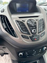 Ford Transit Courier 2017-thumb-8