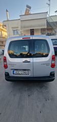 Peugeot Partner Tepee 2011-thumb-1