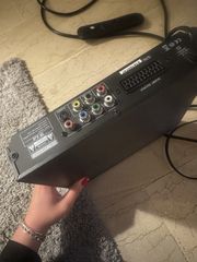 DVD player F&U-thumb-2