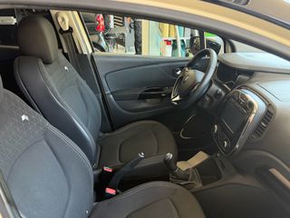 Renault Captur 2017 TCe intens-thumb-15