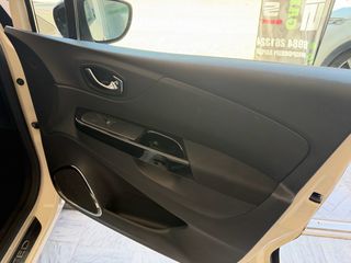 Renault Captur 2017 TCe intens-thumb-18
