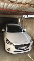 Mazda 2 2015