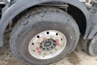 Mercedes-Benz 2015 1845-thumb-5