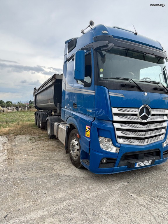 Mercedes-Benz 2015 1845